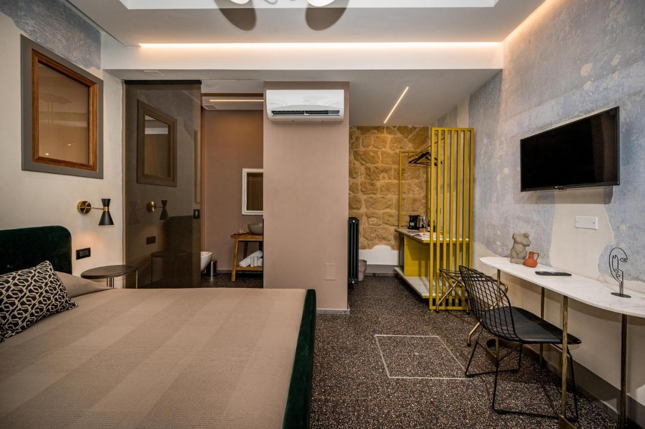 Art E Dimora - Boutique Room. 卡斯泰拉马莱 外观 照片
