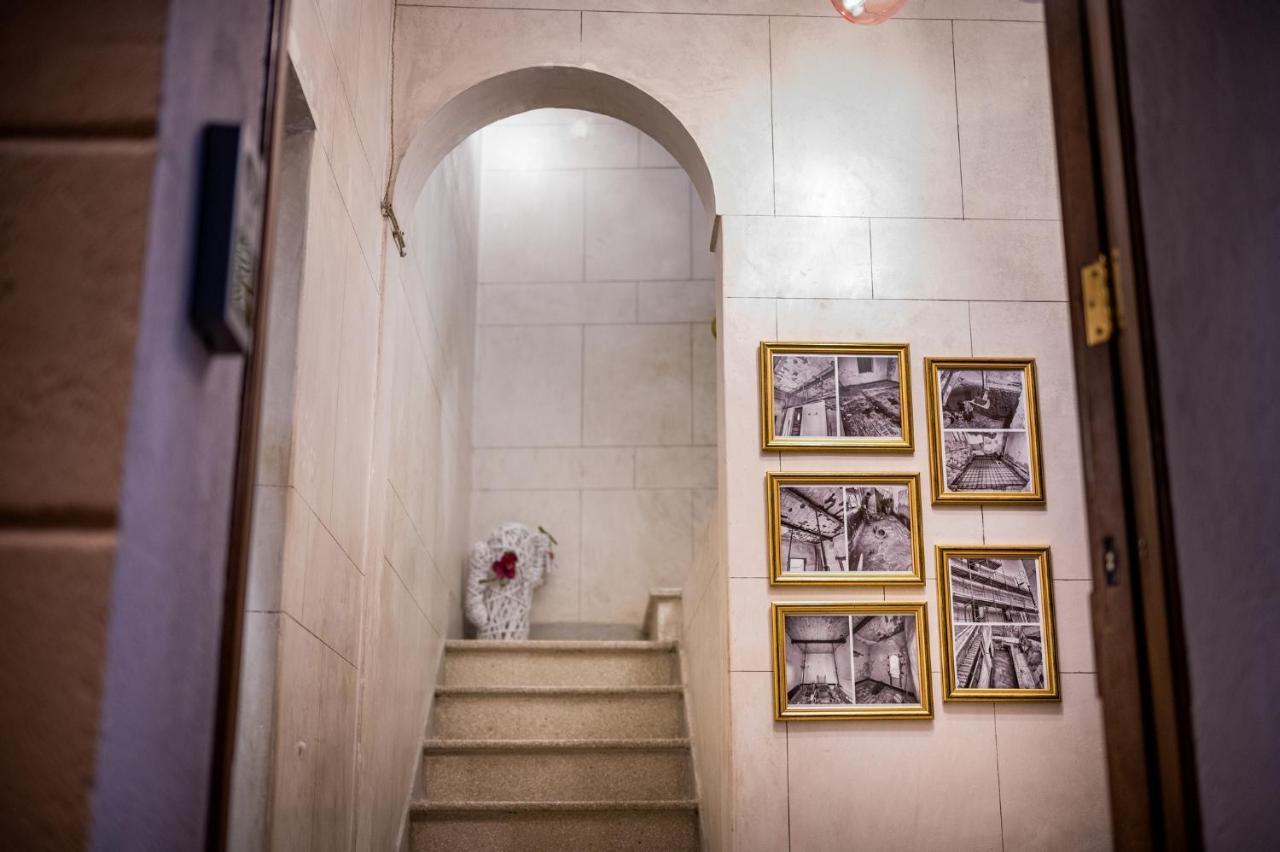 Art E Dimora - Boutique Room. 卡斯泰拉马莱 外观 照片