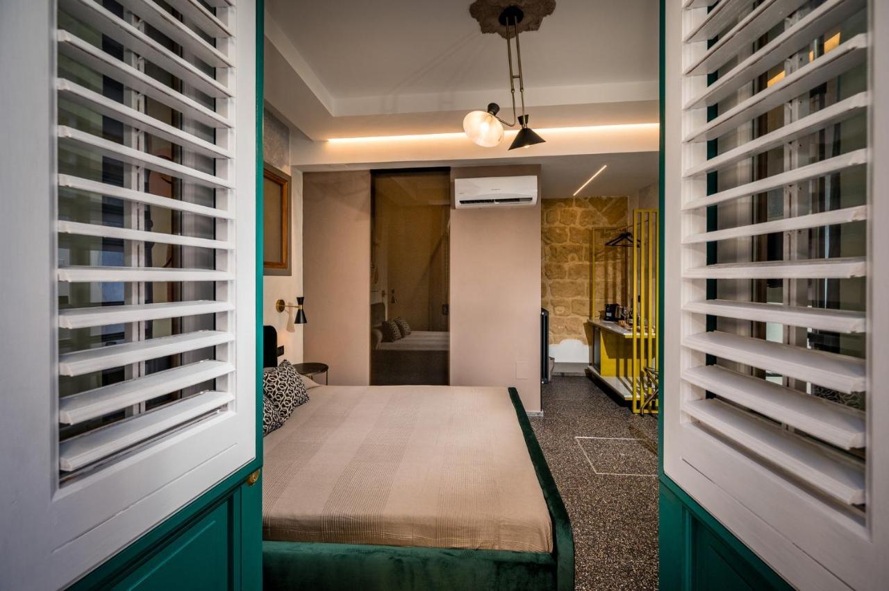 Art E Dimora - Boutique Room. 卡斯泰拉马莱 外观 照片