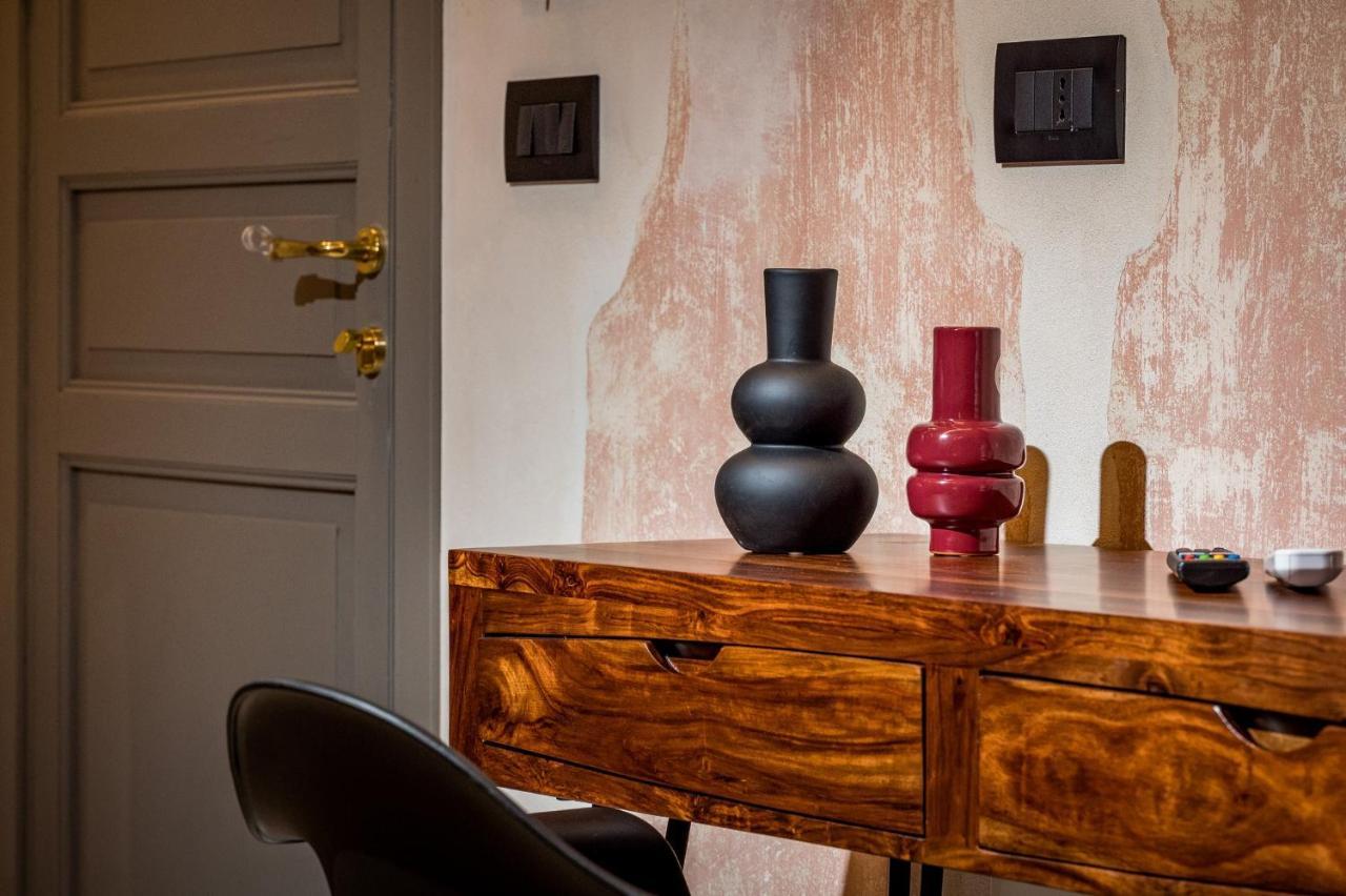Art E Dimora - Boutique Room. 卡斯泰拉马莱 外观 照片