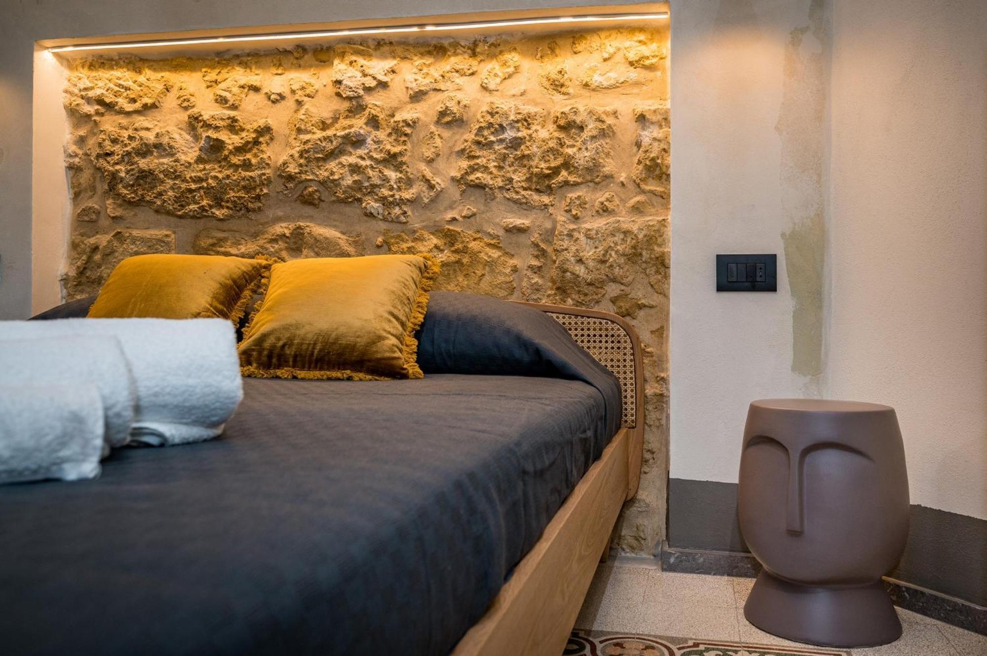 Art E Dimora - Boutique Room. 卡斯泰拉马莱 外观 照片
